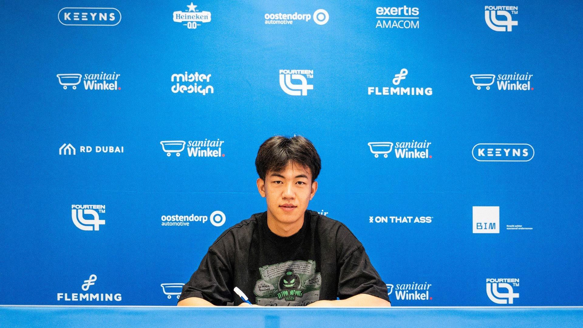 足球直播九游体育-王博豪：本赛季我会继续留在荷兰；在欧洲踢球是我从小的梦想